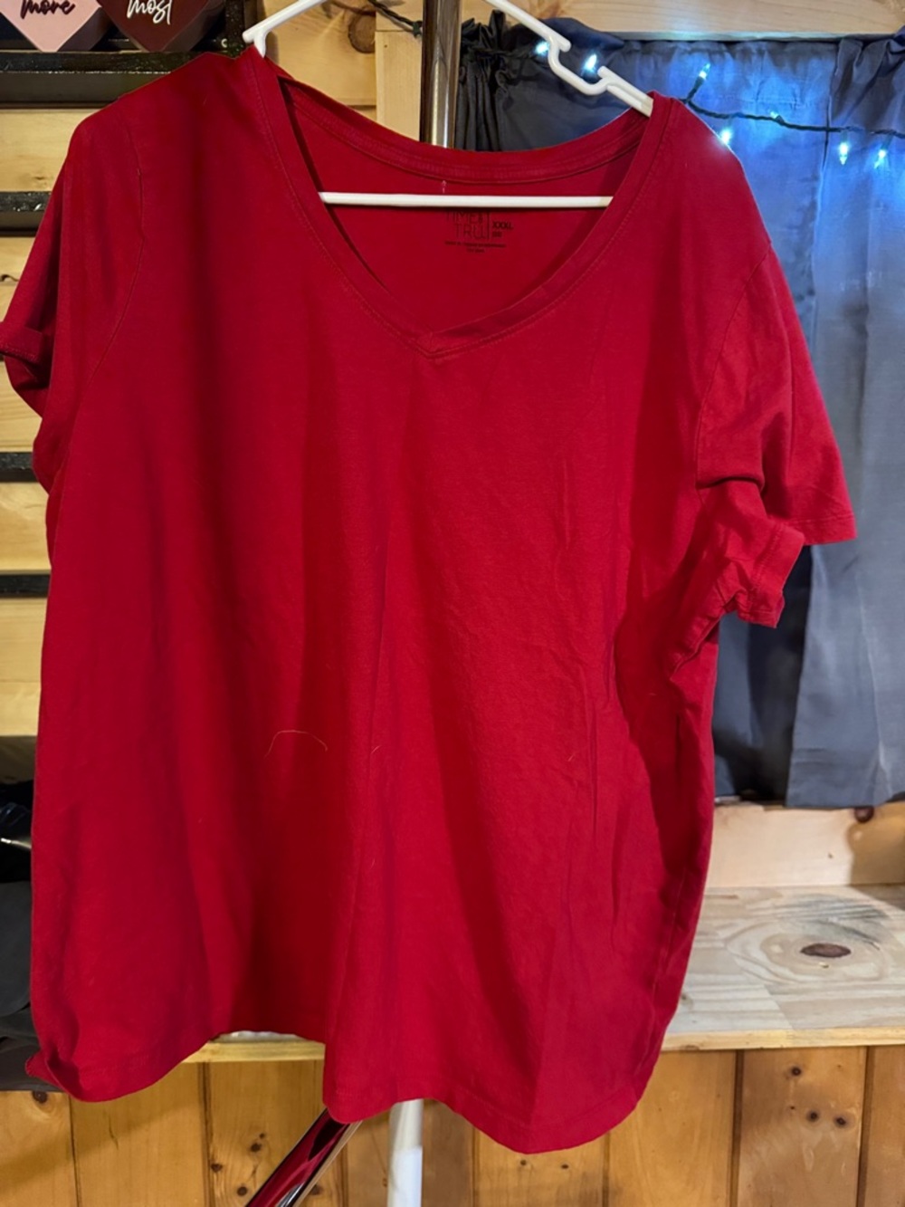 Time and Tru Red V-Neck Short Sleeve Tee